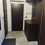 Spacious 2-bedroom In With Parking Topoľčianky
