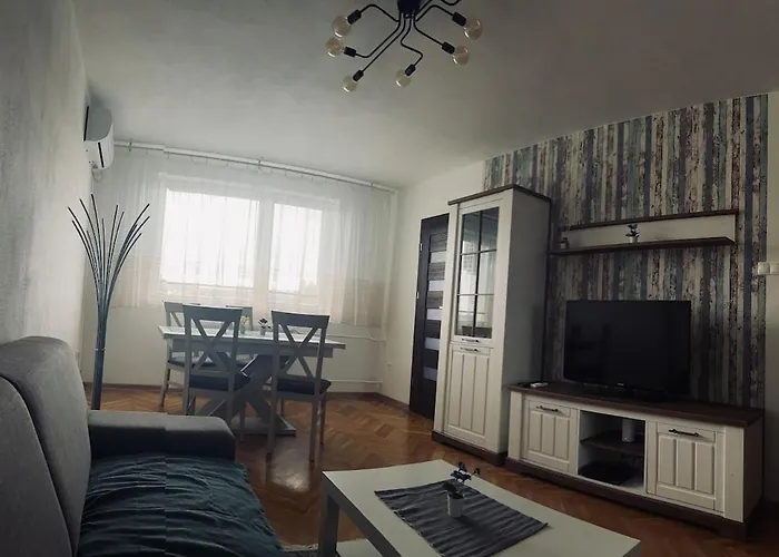 Spacious 2-bedroom In With Parking 아파트